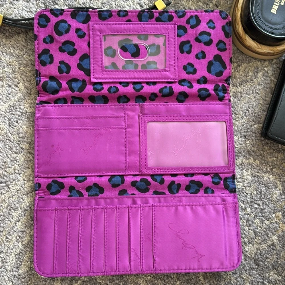 Vera Bradley Blue and Purple Quilted Wallet nwot - Picture 2 of 4